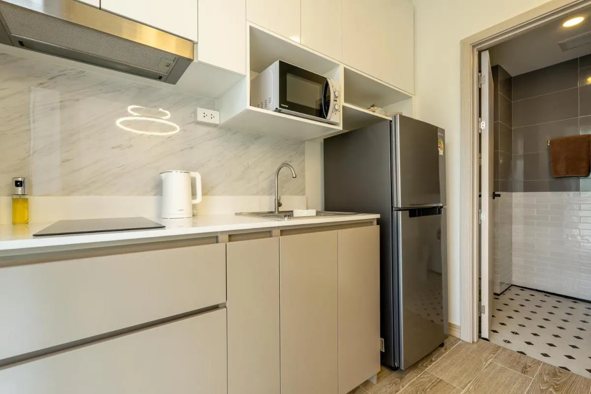 Image 1 of Palmetto Park Hotel and Residence