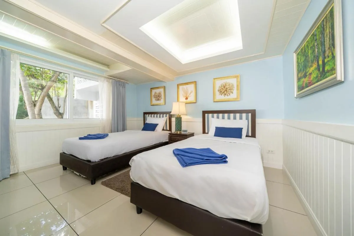 Image 3 of Patong Beach front Kalim Villa