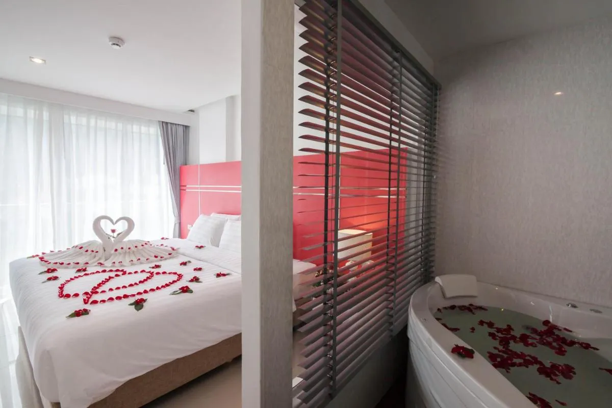 Image 1 of Patong Diamond Hotel