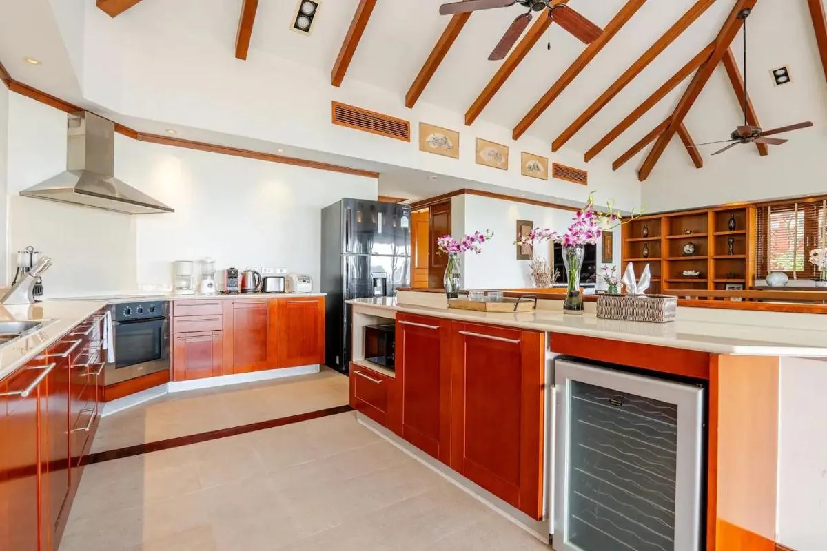 Image 2 of Patong Seaview Luxury Villa Penda