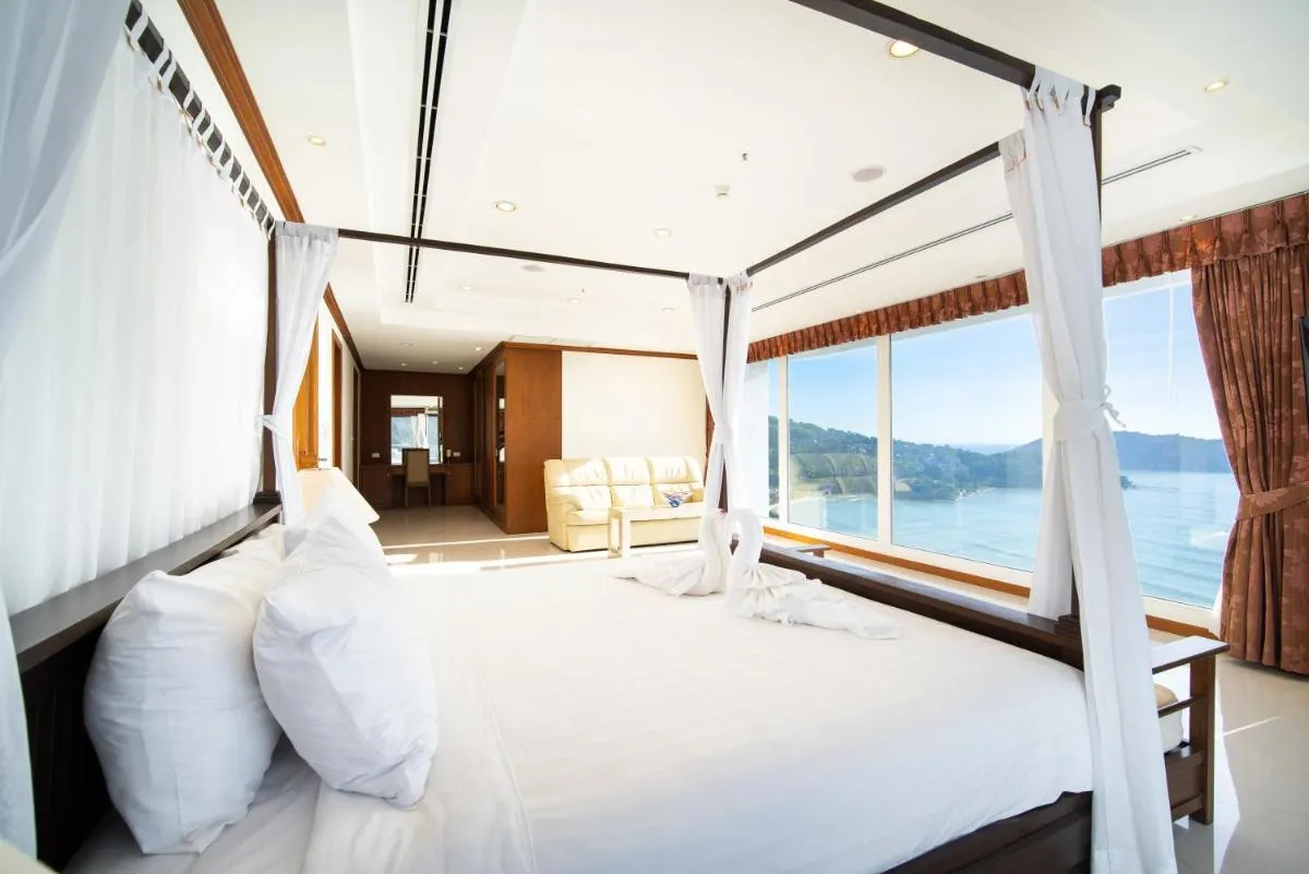 Image 1 of Patong Tower Duplex Seaview 4BR-2901