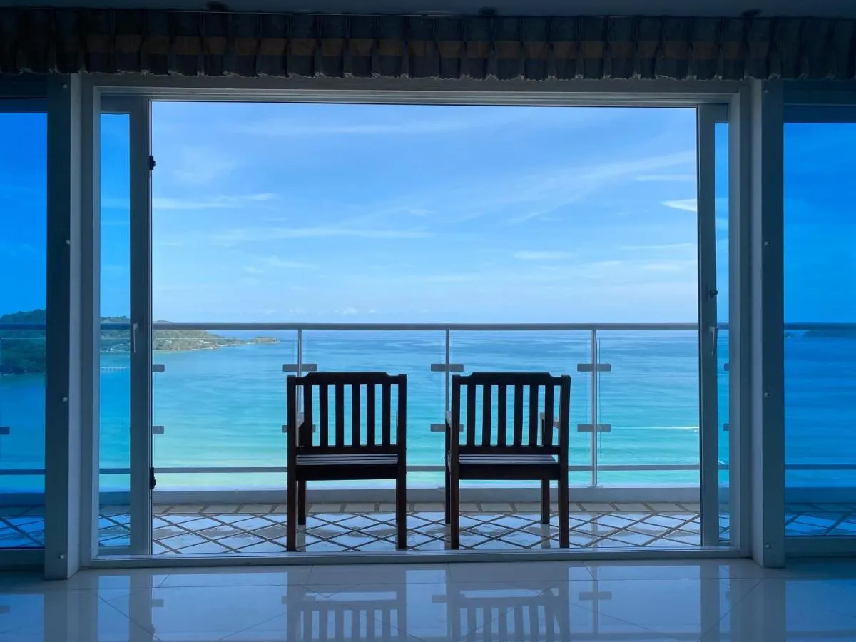 Image 3 of Patong Tower Duplex Seaview 4BR-2902