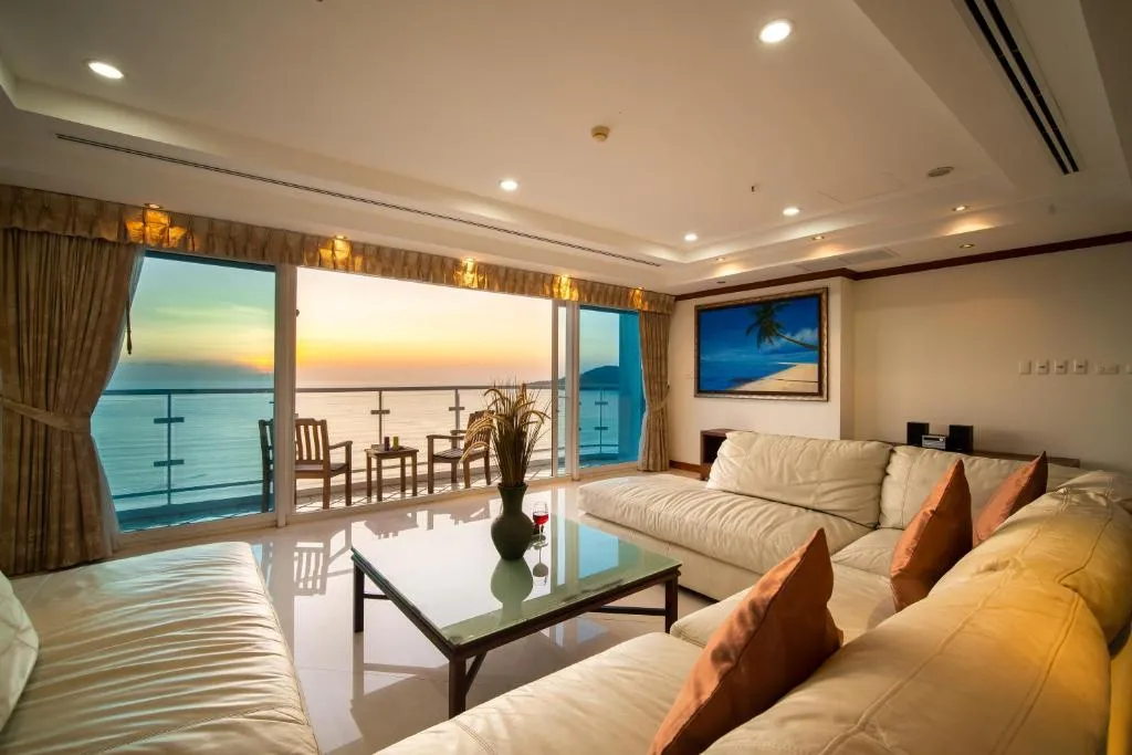 Image of Patong Tower Duplex Seaview 4BR-2902