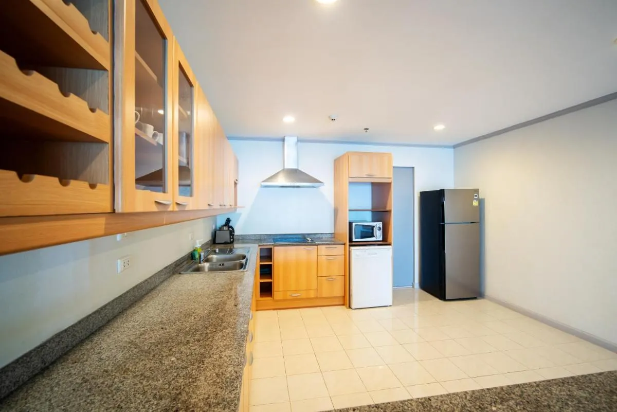 Image 3 of Patong Tower Superior Seaview 3BR-2401