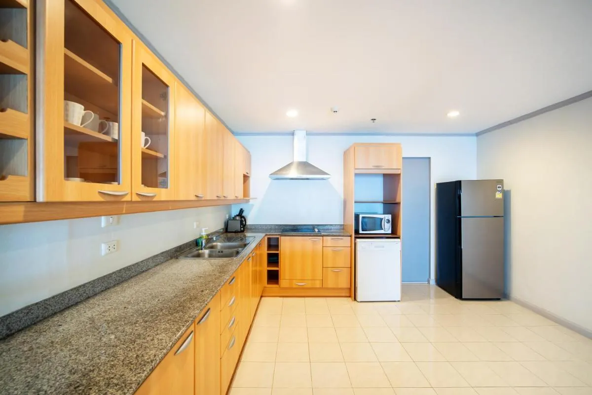 Image 4 of Patong Tower Superior Seaview 3BR-2401