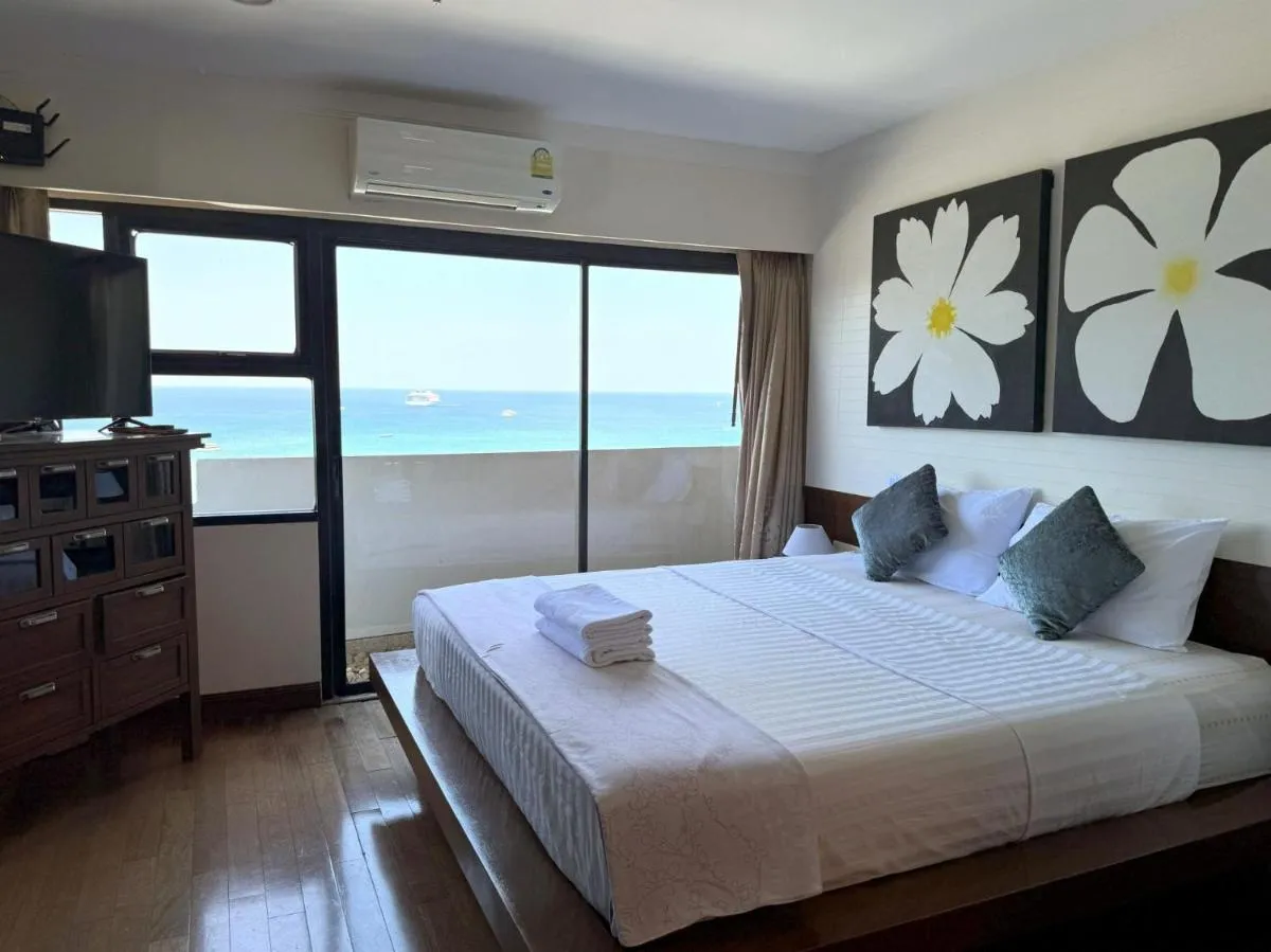 Image 2 of Patong Tower full sea view apartment