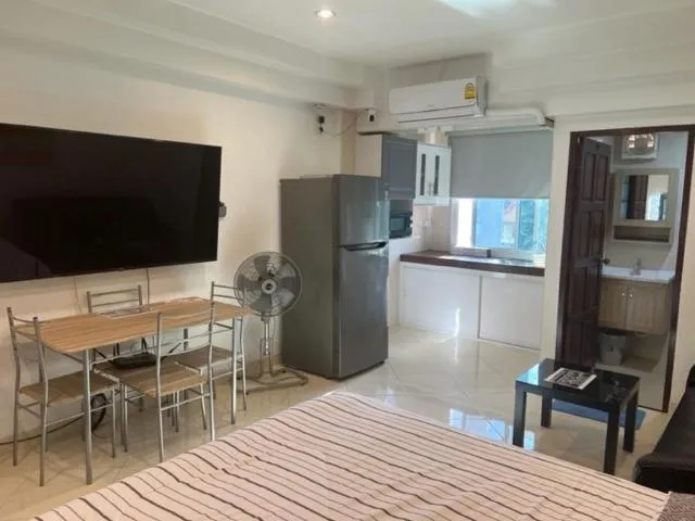Image 3 of Patong Vacation Rentals – Patong Condotel – 28 SQM – King bed, Kitchen, Private Bathroom, Seating Area, TV with Free WIFI, walking distance to the Beach