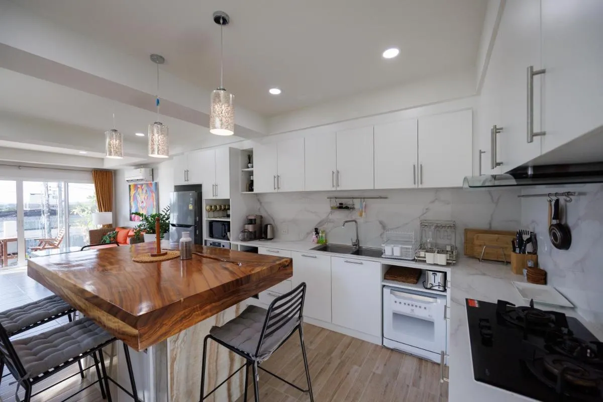 Image 4 of Pearl Seaview Villa with Private Gym V23