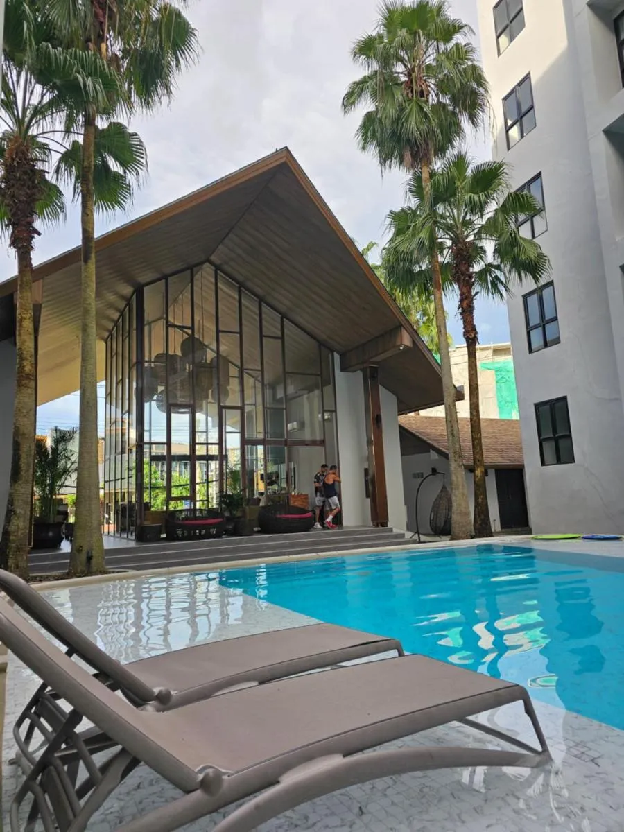 Image 1 of Perfect Night 2 bed pool access