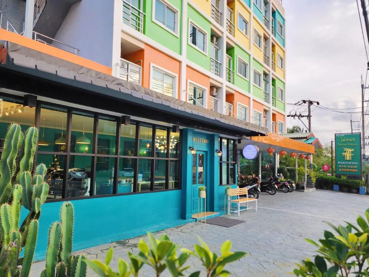 Image 1 of Phaithong Sotel Resort
