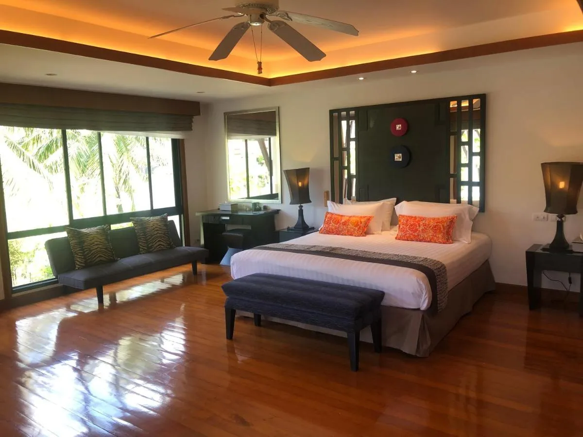 Image 2 of Phuket 2-Bedrooms 403m2 Private Poolside XL-Family Villa