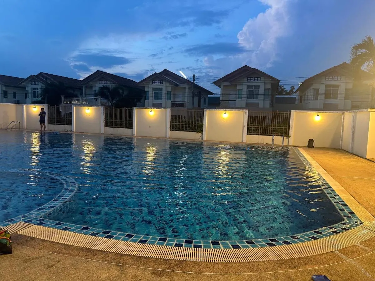 Image 3 of Phuket 3-Bedrooms 220 m2 Private XL-Family Villa