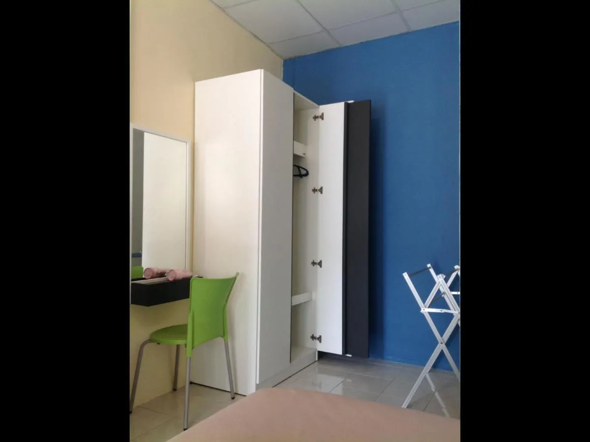 Image 5 of Phuket Town Budget House – Aircon Room #1