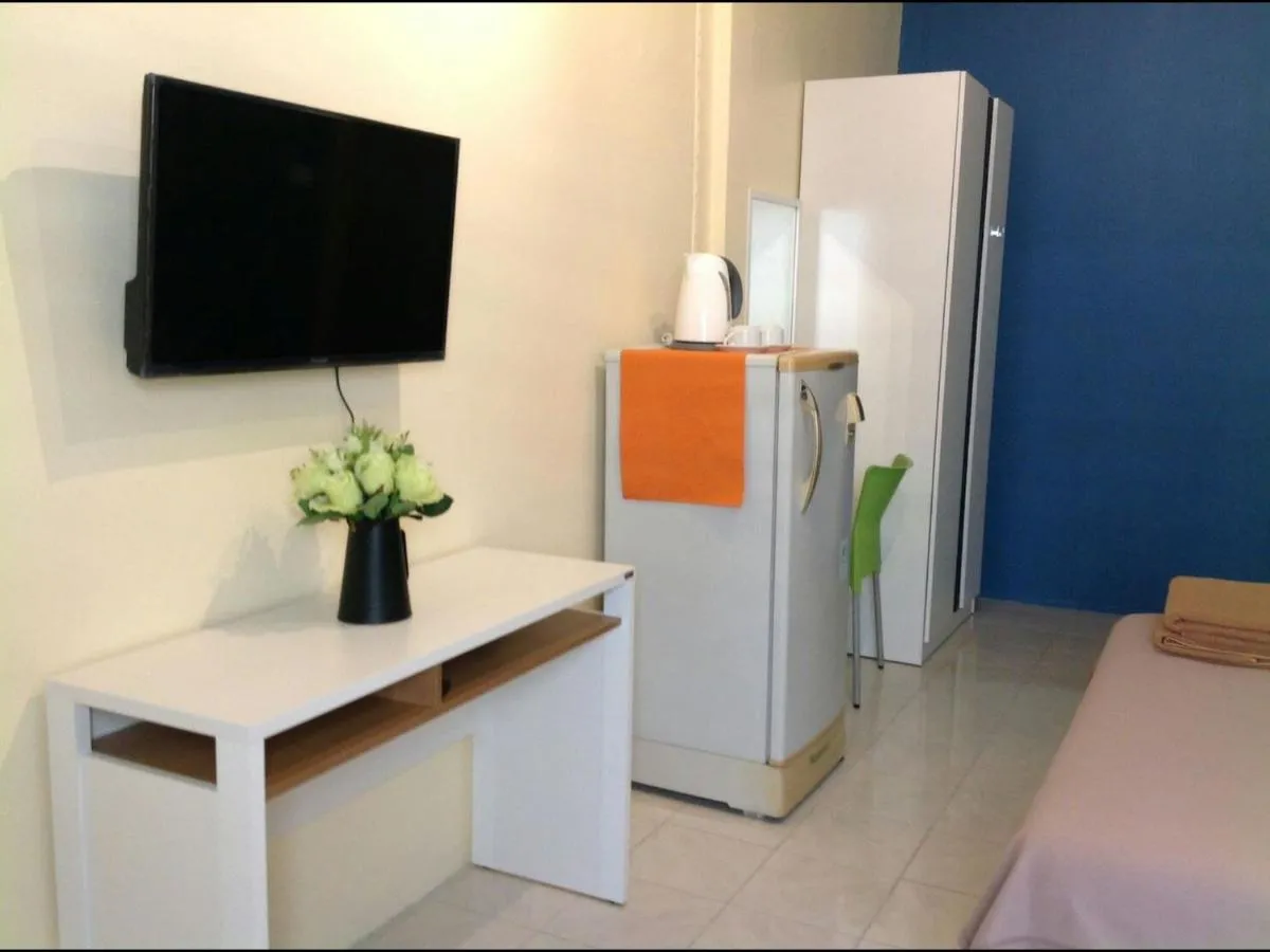 Image 2 of Phuket Town Budget House – Aircon Room #1