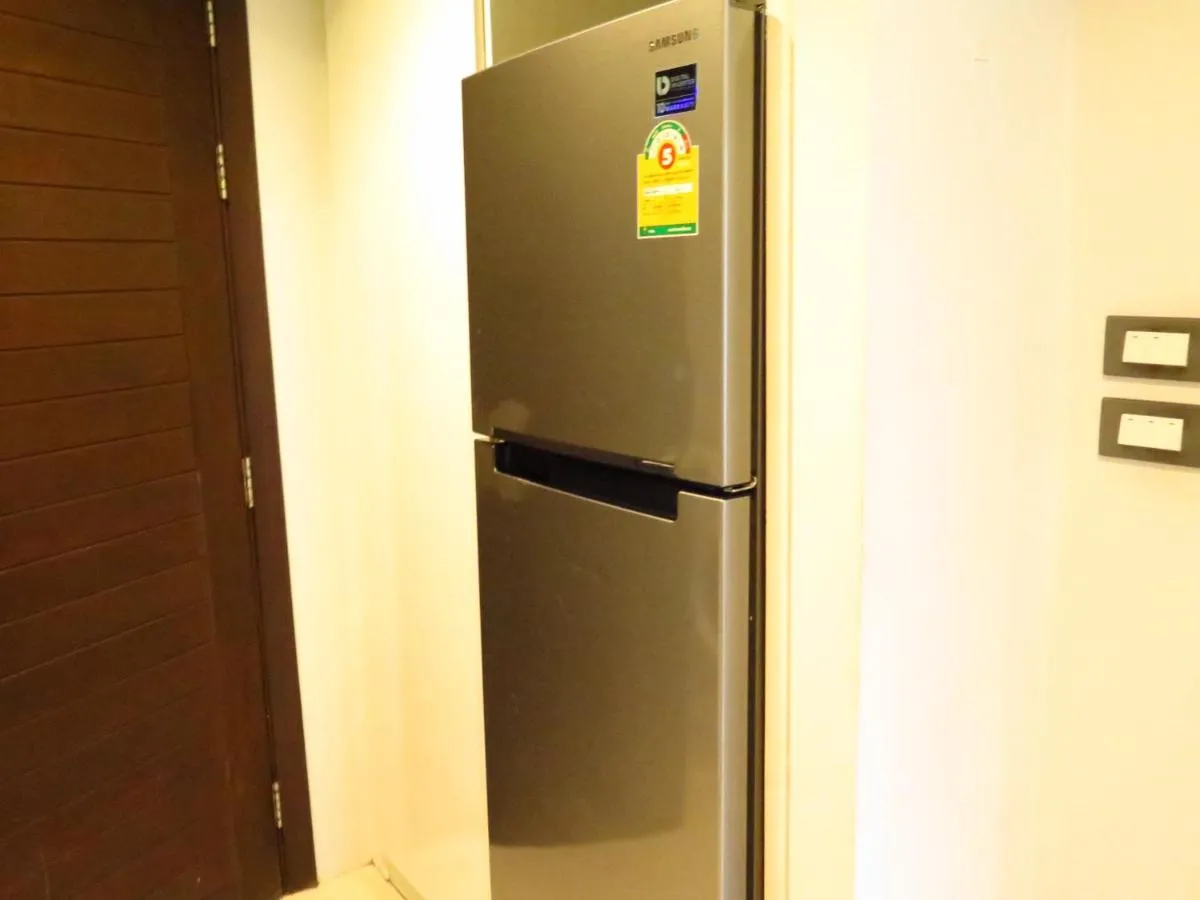 Image 5 of Pool Front Sexy Studio Fully Furnished Apartment