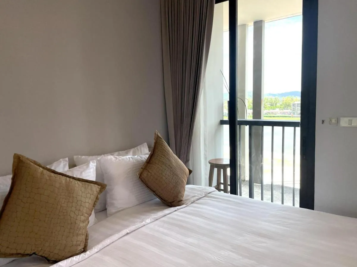 Image 3 of Private apartment Zcape2 near Boat Avenue