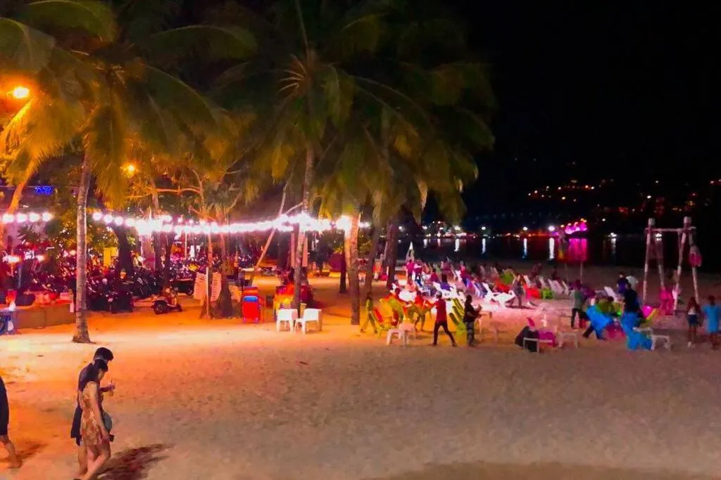 Image 2 of Quiet Patong Apartment near Night Life & Good Food