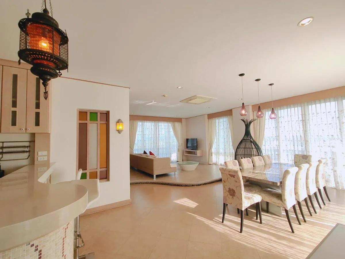 Image 2 of Ratana Hotel Chalong