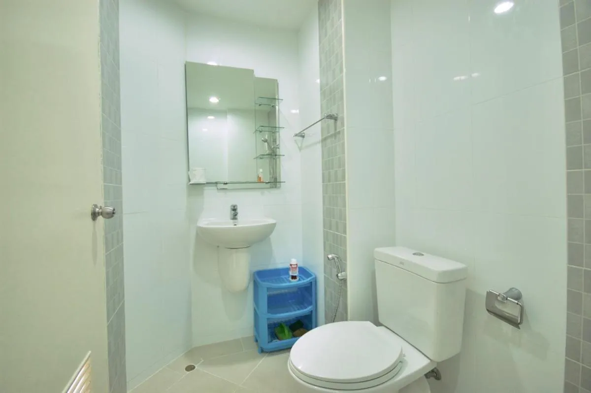 Image 5 of Risa Plus