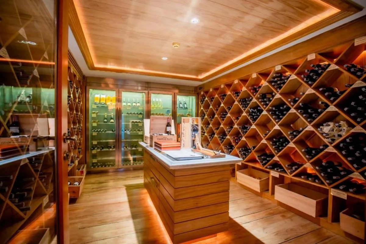 Image 3 of Royal Legacy Private Villa With Private Golf Course