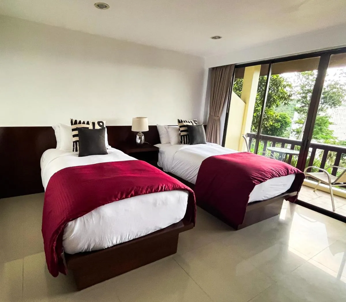 Image 3 of Sea Hills Resort