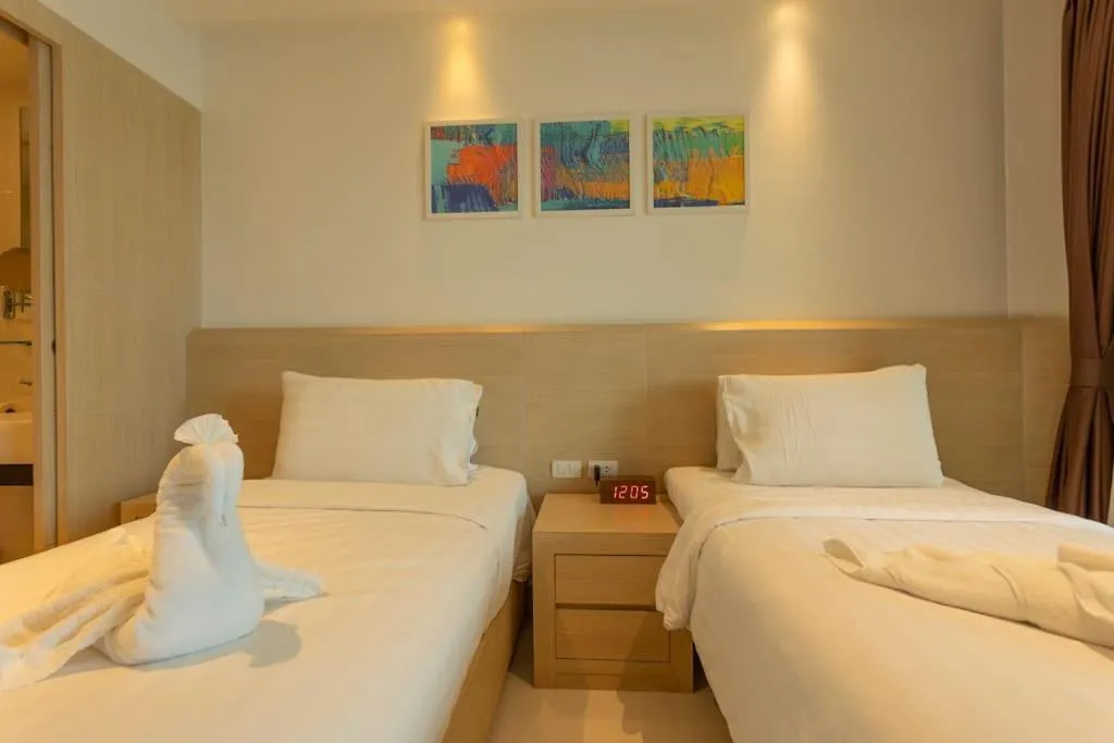 Image 3 of Sea View Beach Bar 5 Dinning Beach Front F3 c113