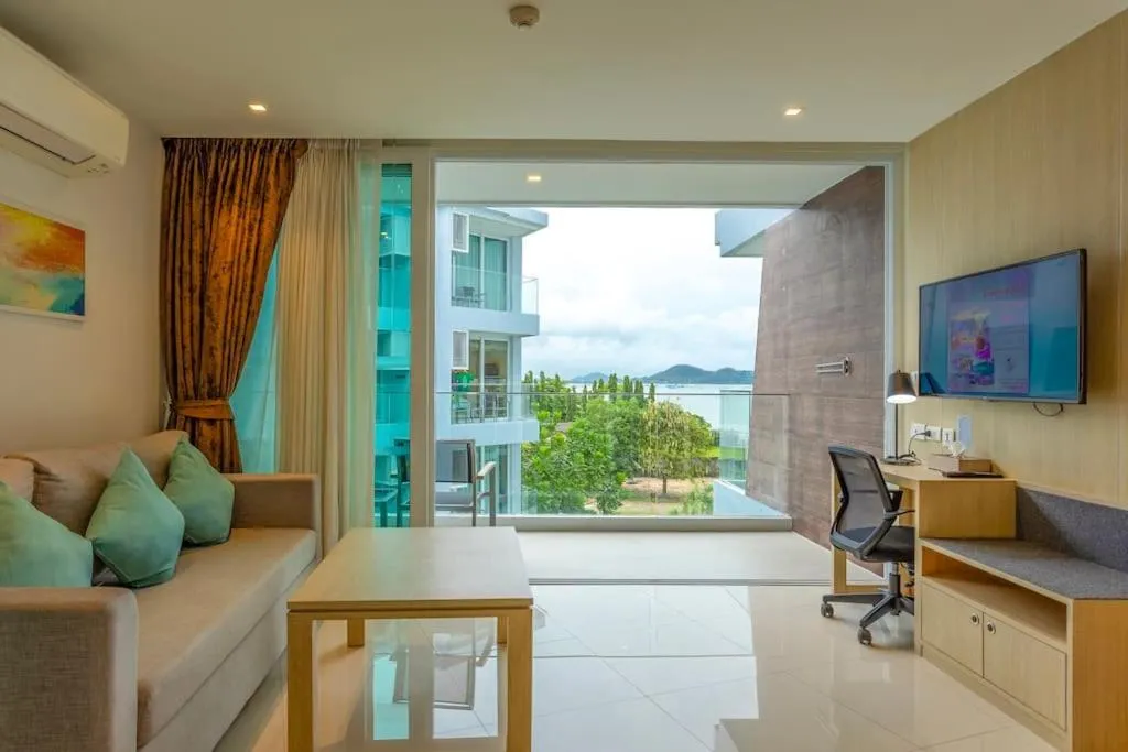 Image 5 of Sea View Beach Bar 5 Dinning Beach Front F3 c113