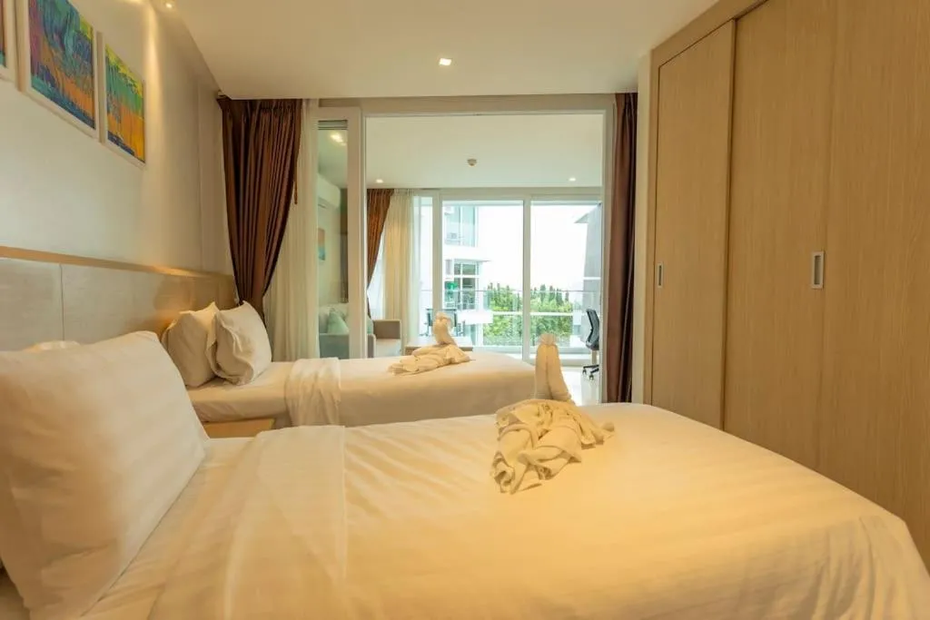 Image 6 of Sea View Beach Bar 5 Dinning Beach Front F3 c113