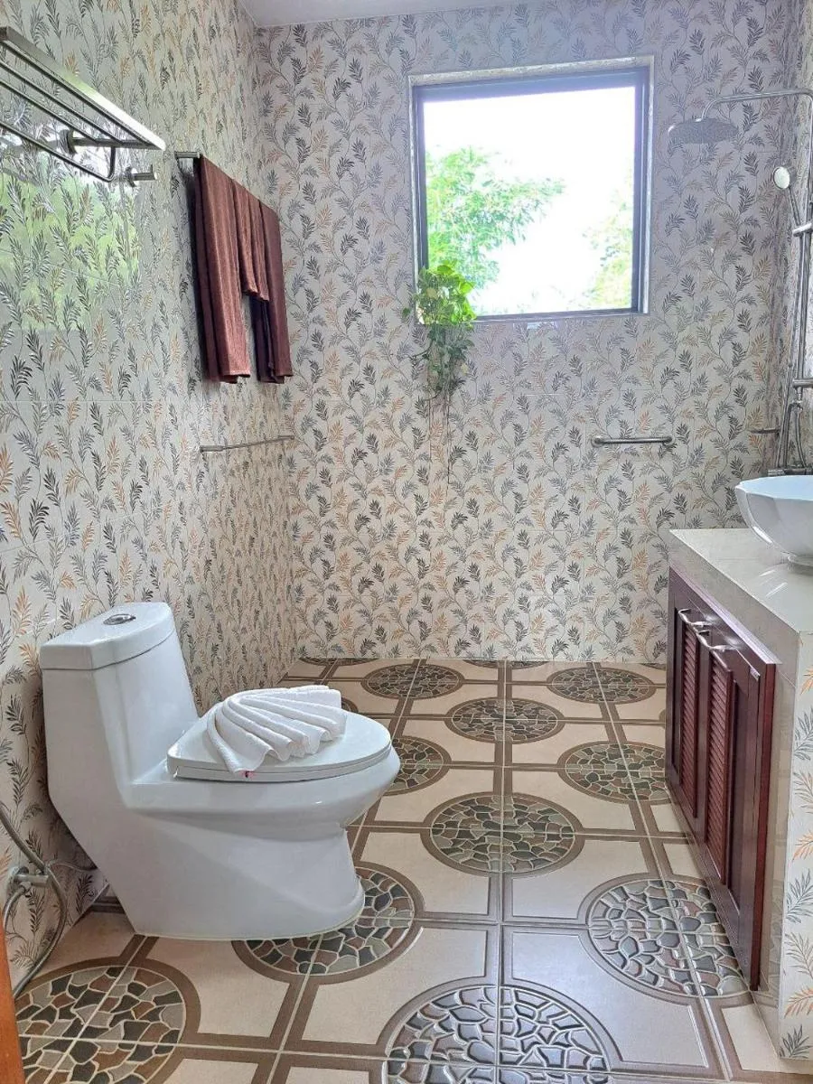 Image 5 of Seaview Eagles Nest Apartment 3