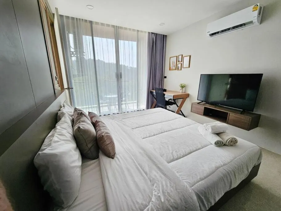 Image of Seaview room nice sunset Patong