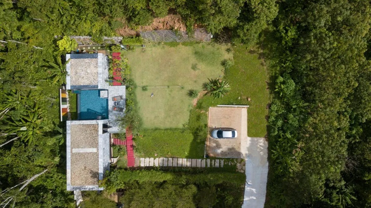 Image 1 of Seclusion in the mountains, villa near Kamala beach