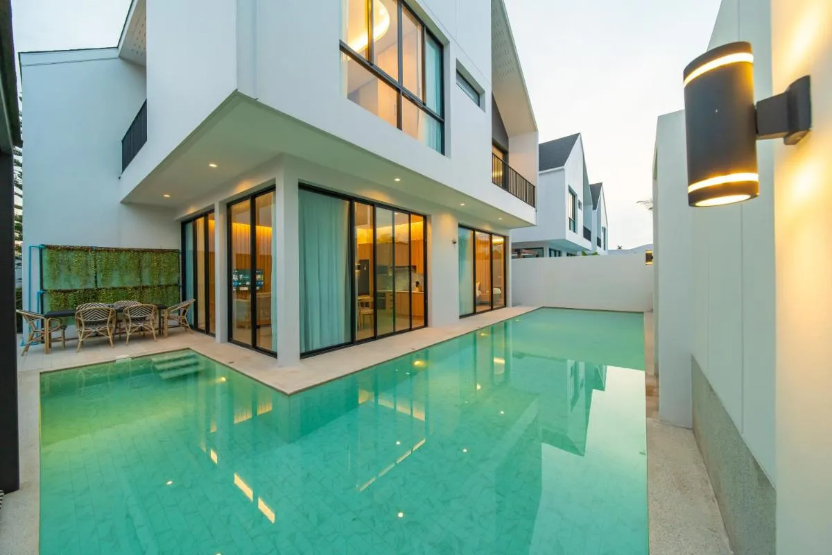 Image 2 of 四卧私人泳池别墅