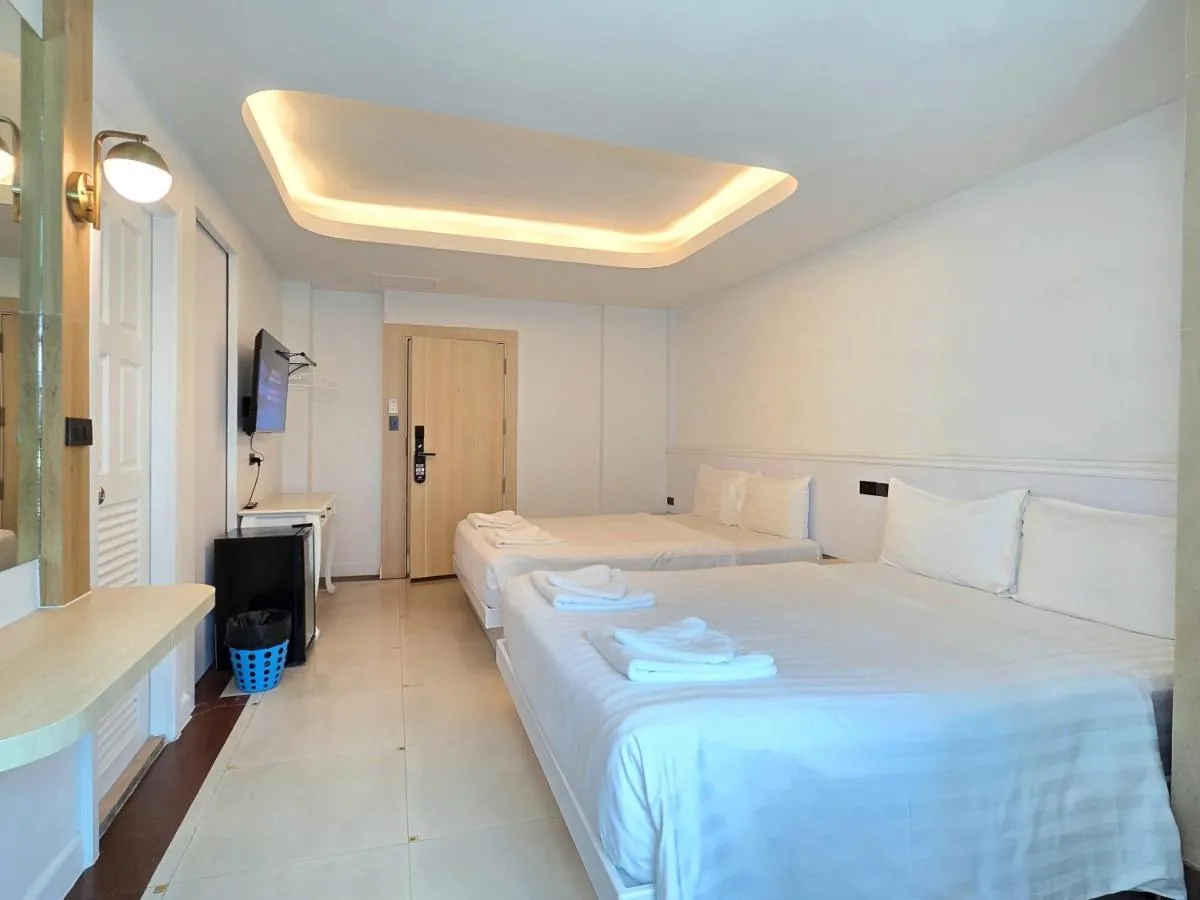 Image 4 of Sira Boutique – Newly renovated