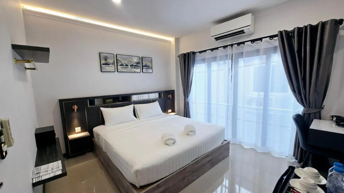 Image 5 of Smile Boutique at Saiyuan