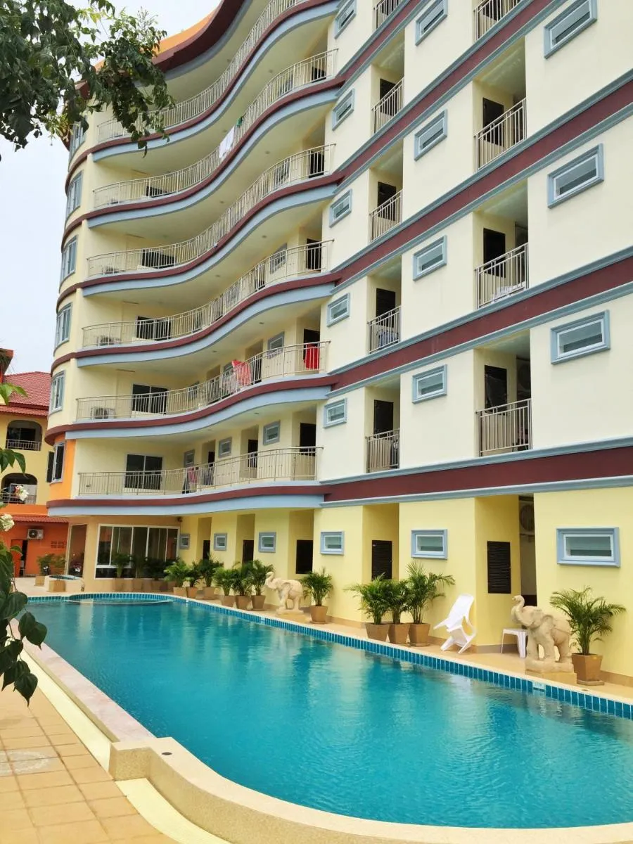 Image 3 of Smile Residence