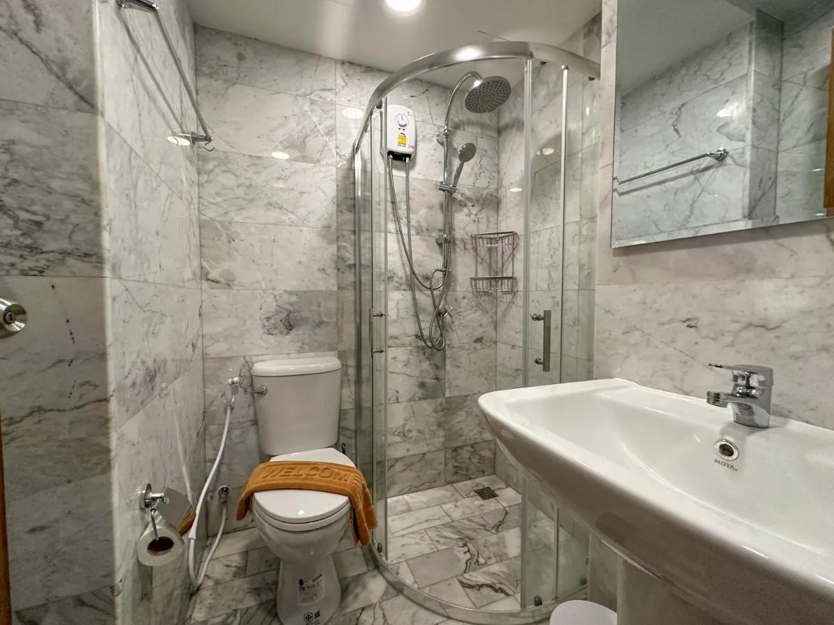 Image 3 of Studio with pool view RBC 319 by IBG Property