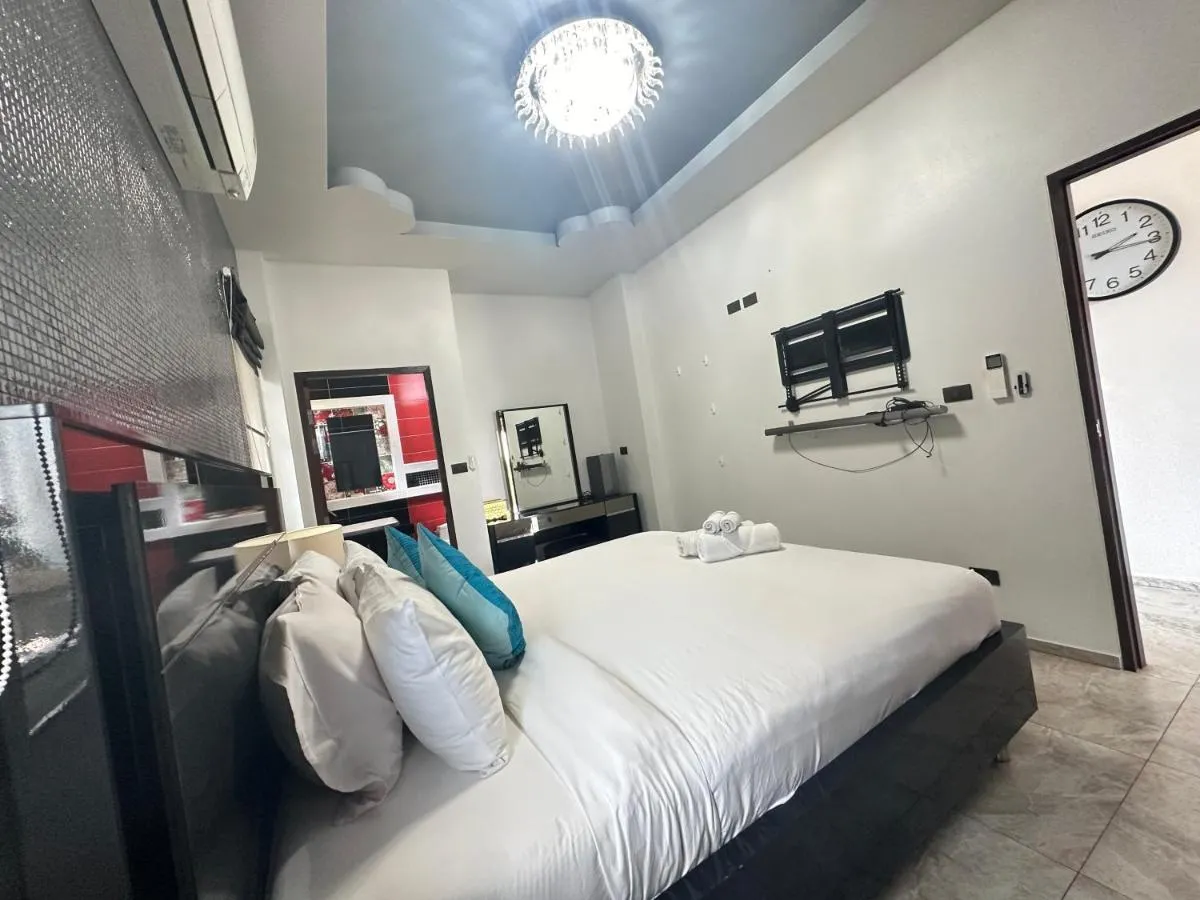 Image 1 of Stunning sunset villa sea view karon