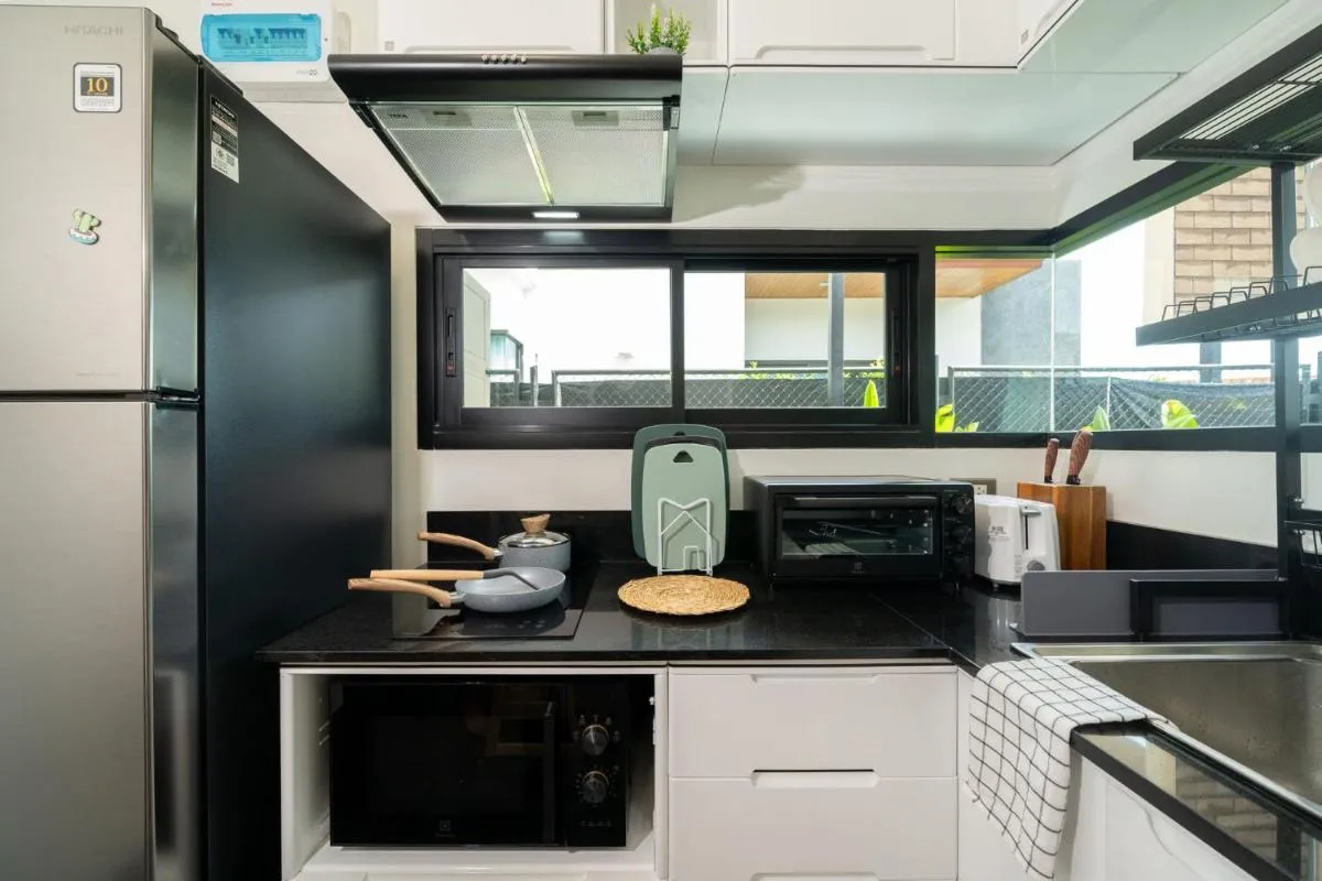 Image 3 of Stylish Pool Villa in Chalong-Phuket-2 Bedroom