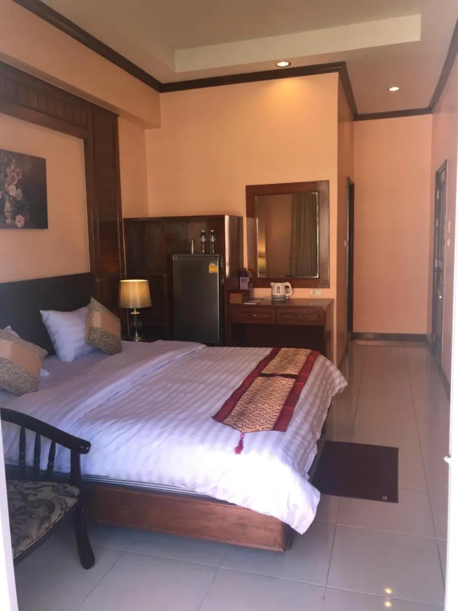 Image 2 of Sunny Beach View Guesthouse