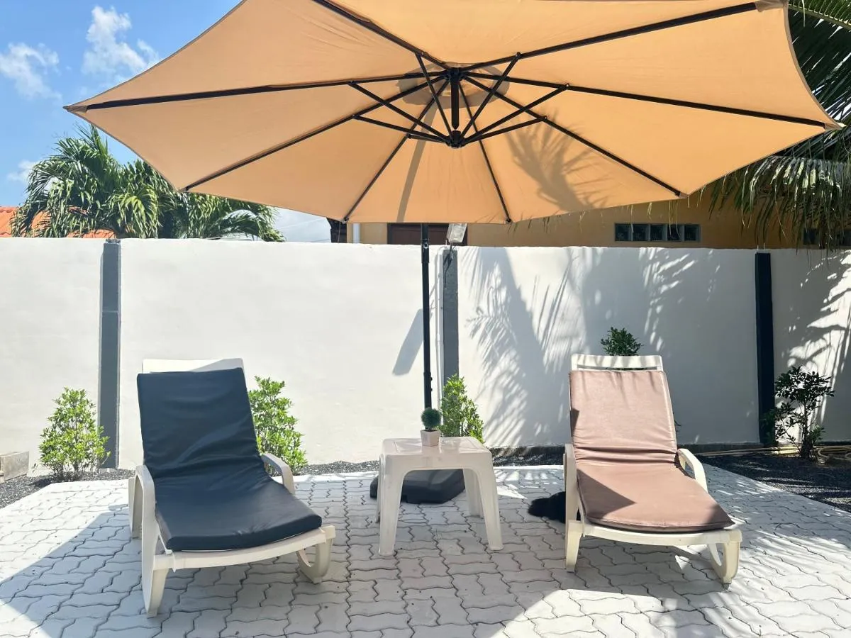 Image 2 of Suntalee House