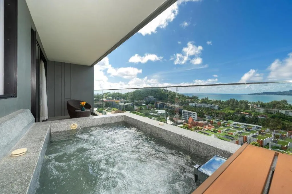 Image of Surin apartment with sea view & jacuzzi