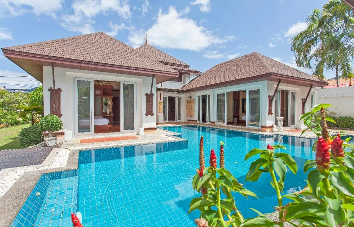 Image 4 of Thai style villa with very beautiful private pool
