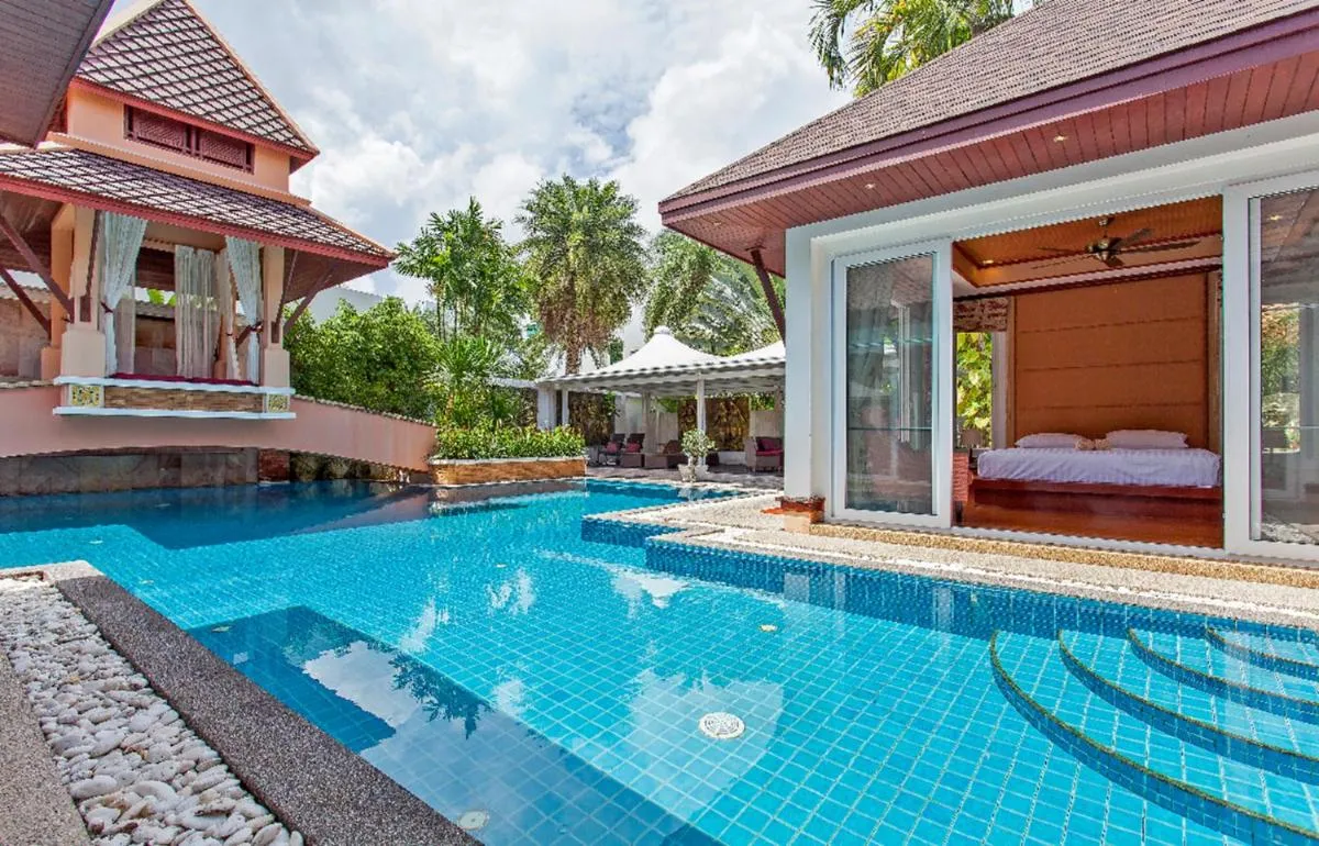 Image 5 of Thai style villa with very beautiful private pool