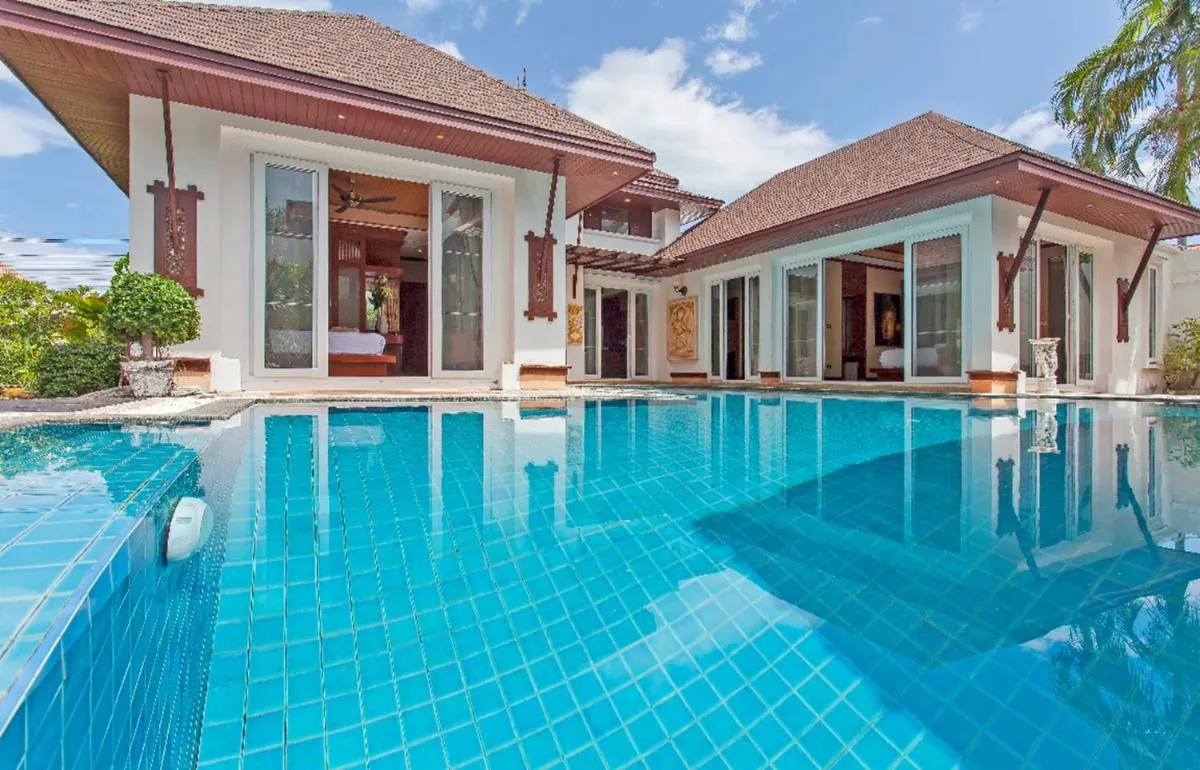 Image 3 of Thai style villa with very beautiful private pool