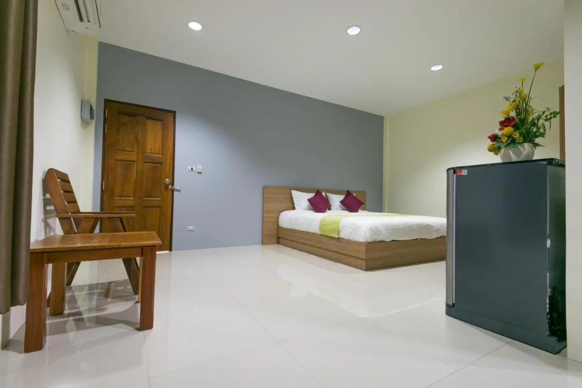 Image 3 of Tha-ruea Residence