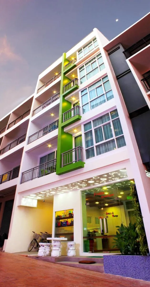 Image 5 of The Frutta Boutique