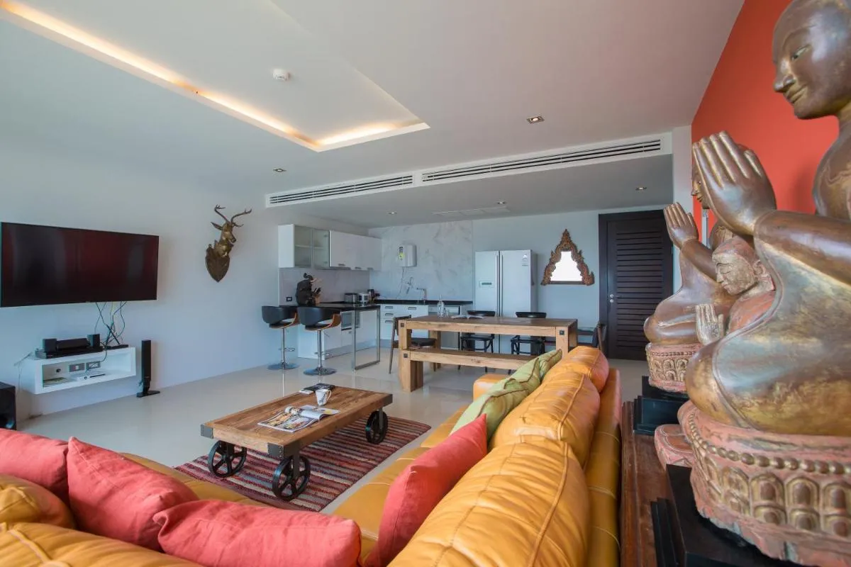 Image 1 of The Oh-so-sexy Triple Penthouse – Rare 35br 188m2