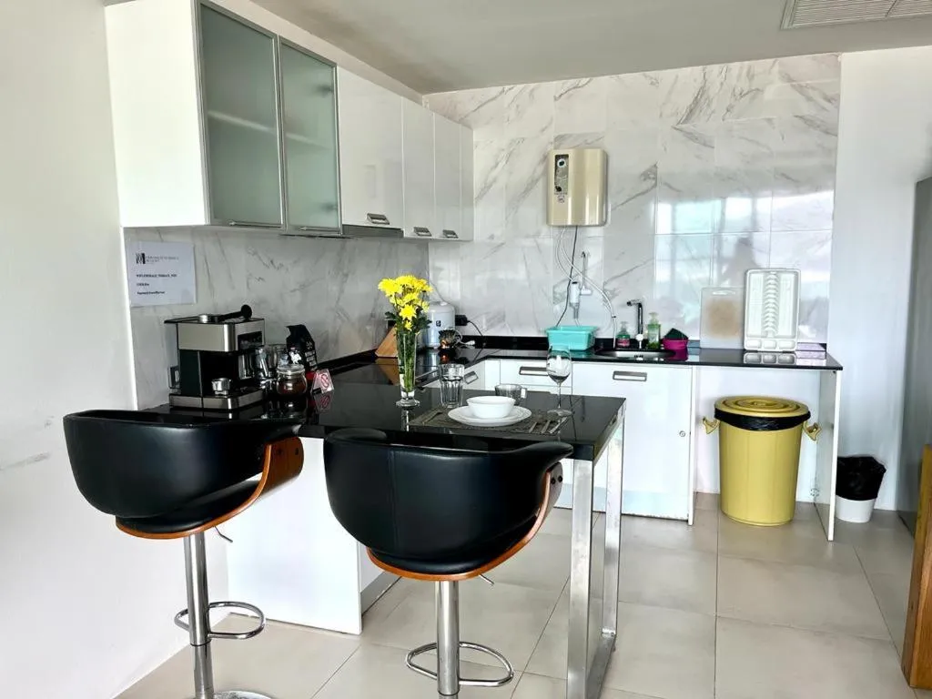 Image 6 of The Oh-so-sexy Triple Penthouse – Rare 35br 188m2