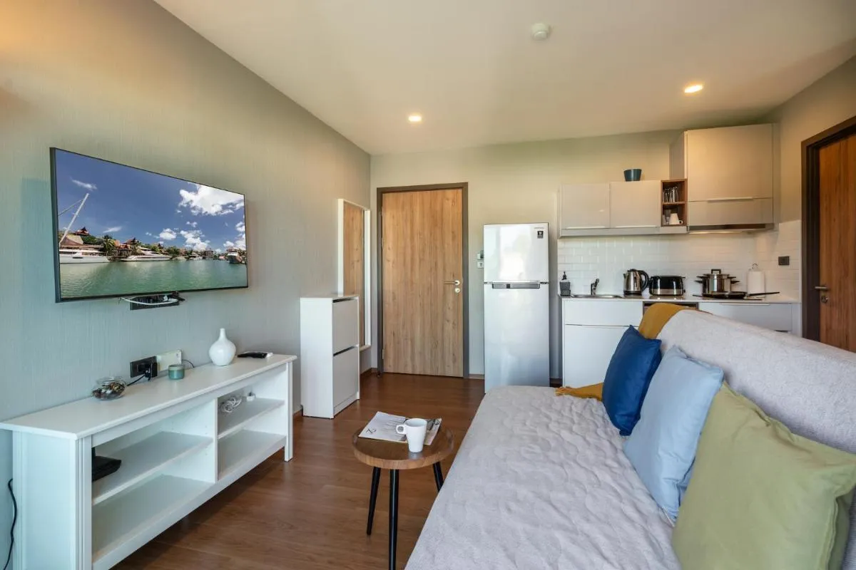 Image 2 of The Title V Rawai by Beringela