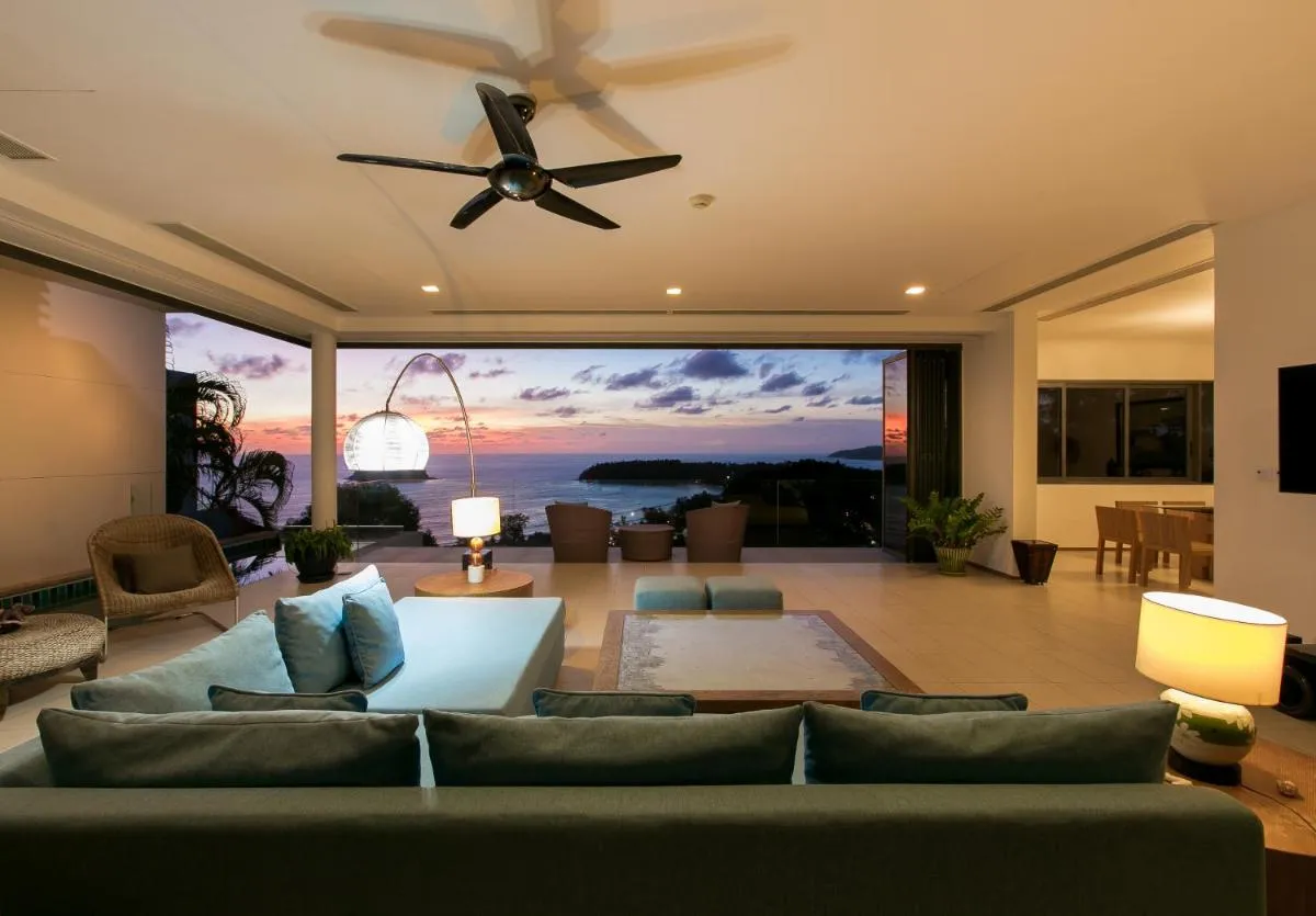 Image 4 of The heights Penthouse Ocean view A11